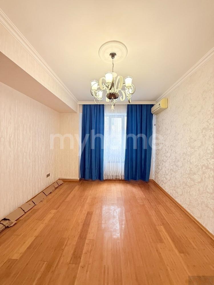 Xırdalan şəhəri 60m² mənzil satılır