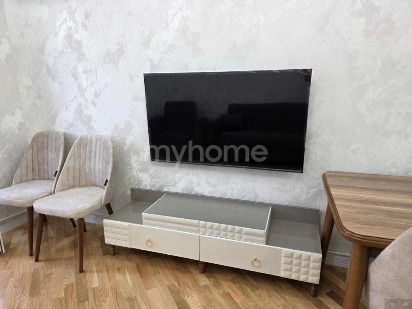Xırdalan şəhəri 90m² mənzil kirayə verilir