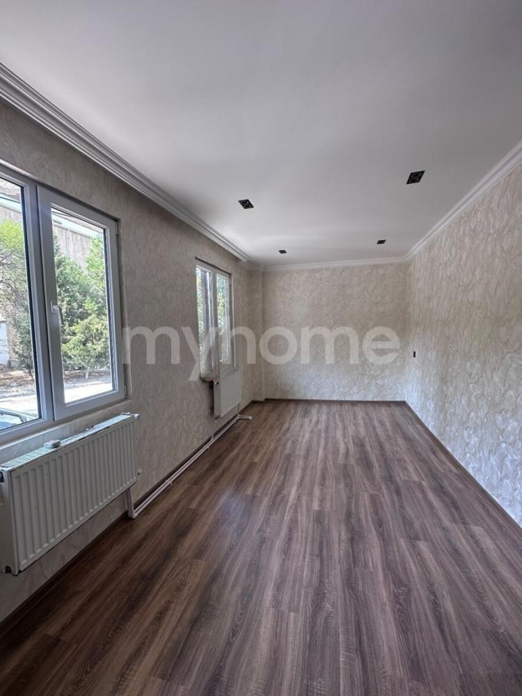 Sumqayıt şəhəri 47m² mənzil satılır