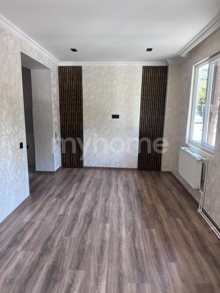 Sumqayıt şəhəri 47m² mənzil satılır