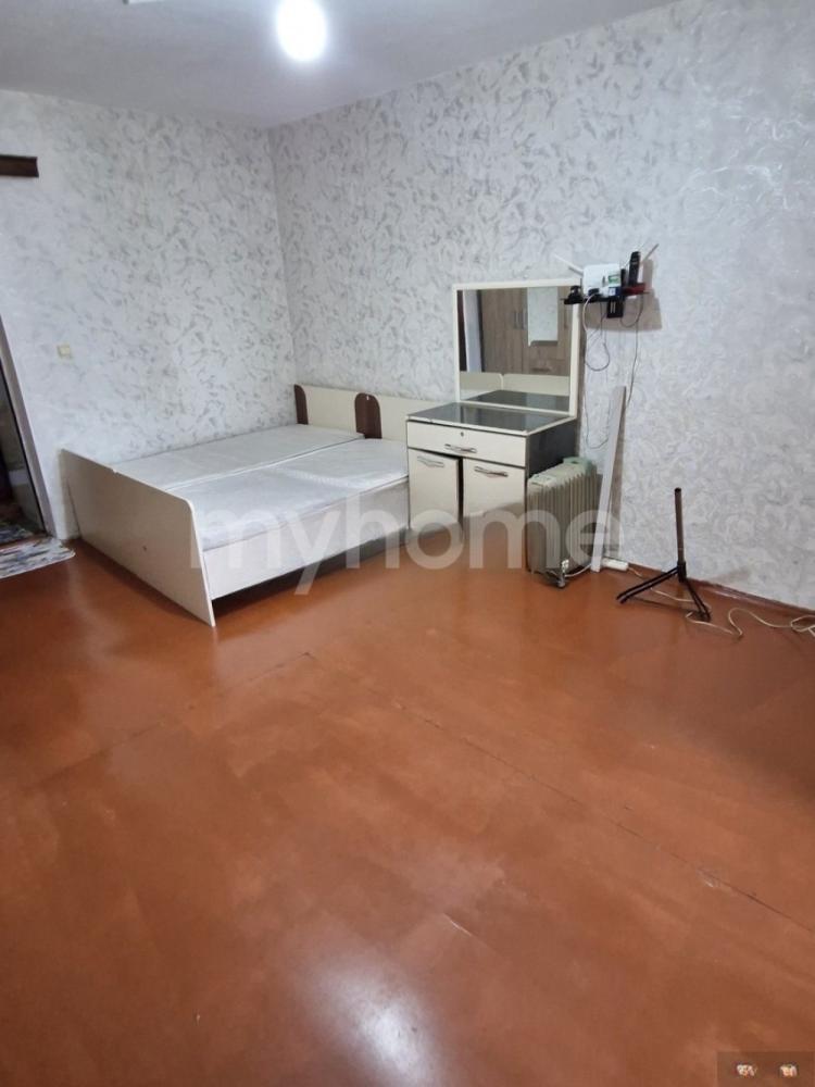 Yasamal qəsəbəsi 18m² mənzil kirayə verilir