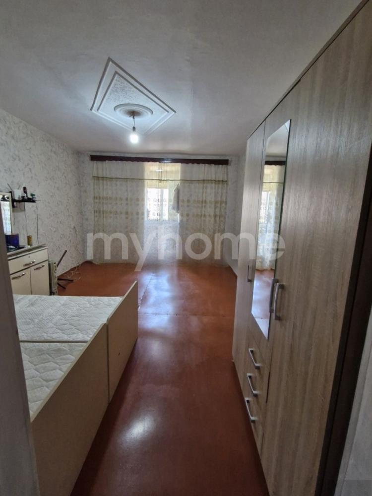 Yasamal qəsəbəsi 18m² mənzil kirayə verilir