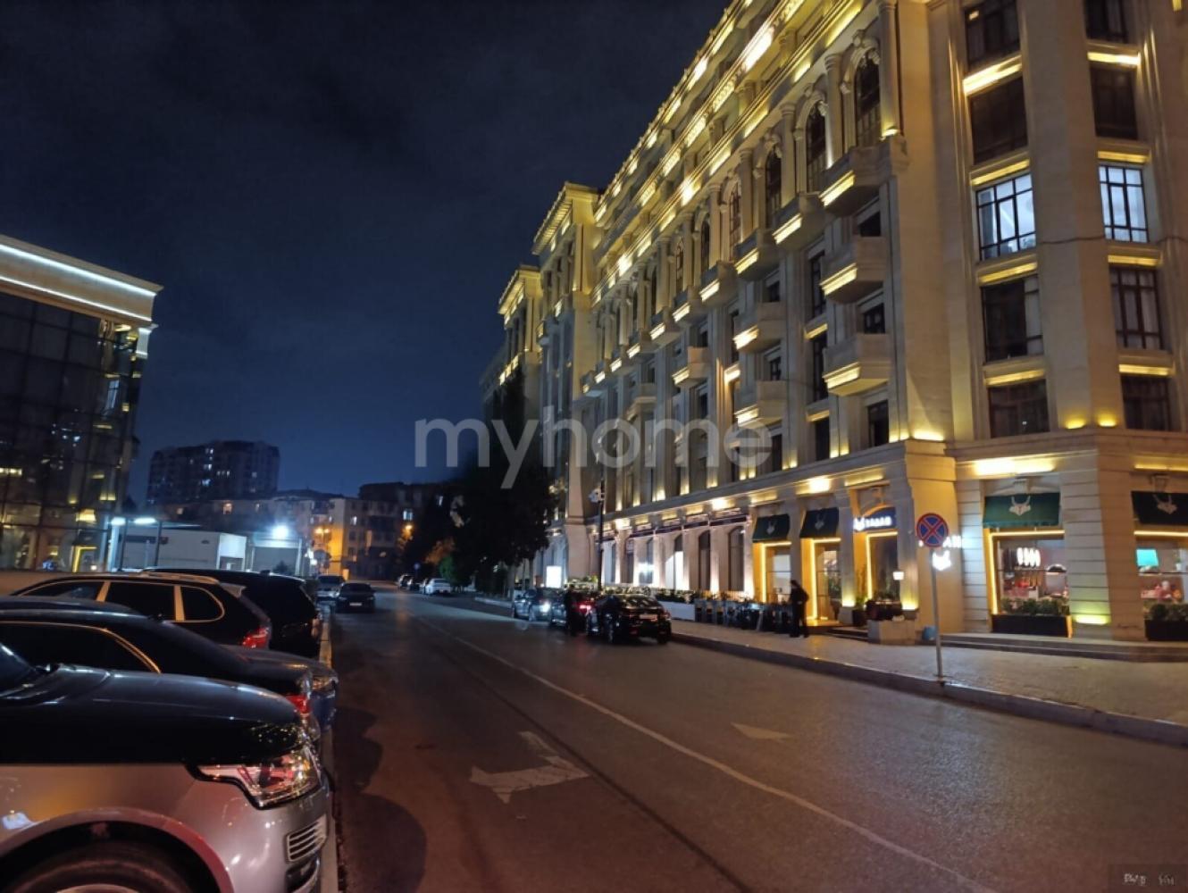 Nərimanov qəsəbəsi 126m² mənzil satılır
