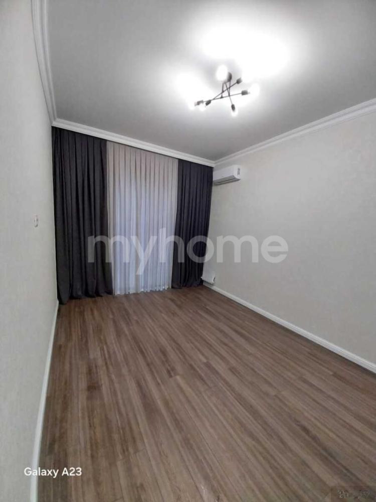 Həzi Aslanov qəsəbəsi 54m² mənzil satılır