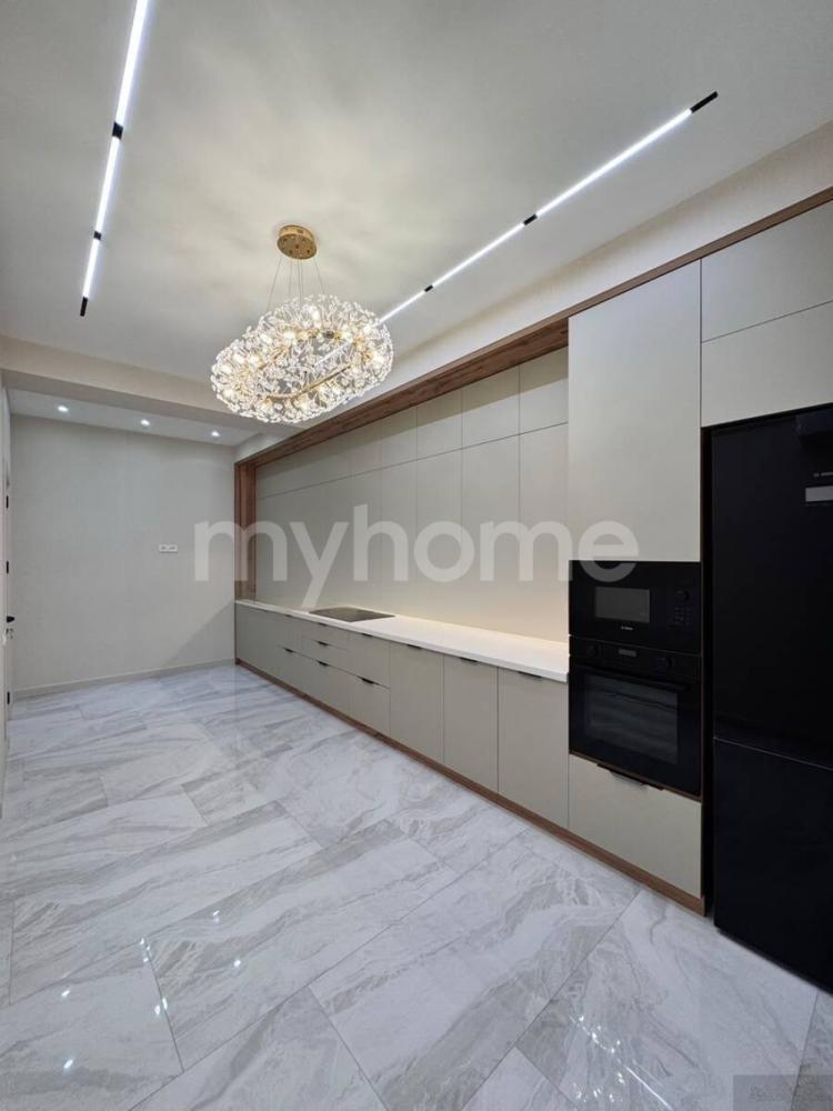 Bakı şəhəri 185m² mənzil satılır