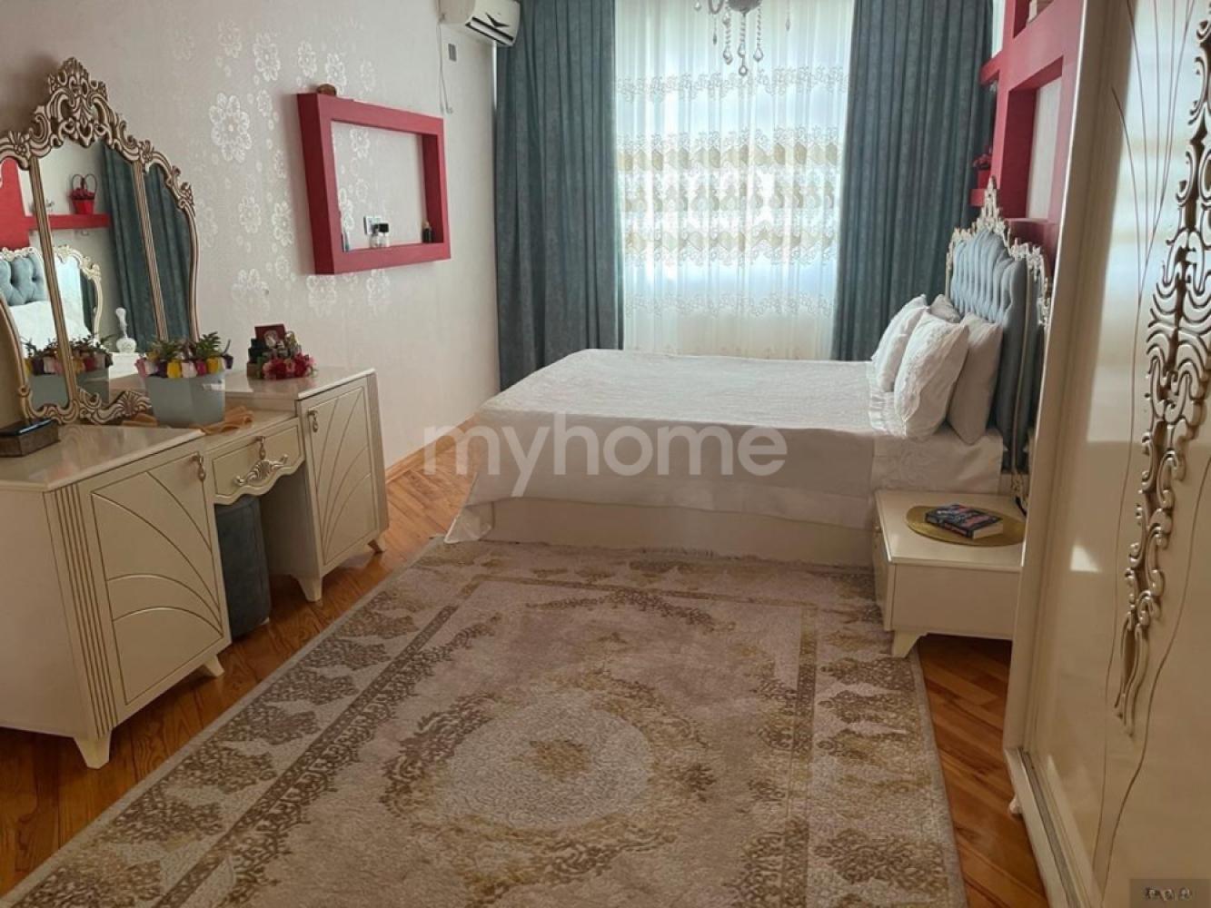 Masazır qəsəbəsi 120m² mənzil satılır
