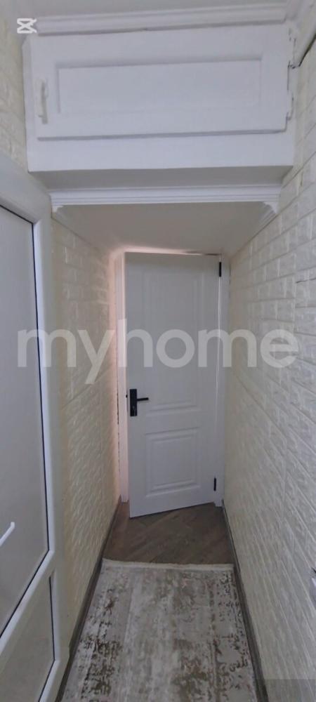 Binə qəsəbəsi 45m² mənzil satılır
