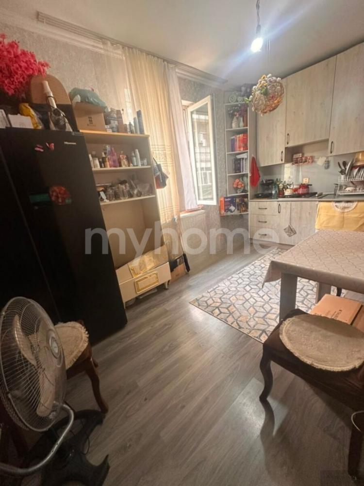 Məhəmmədli qəsəbəsi 42m² mənzil satılır