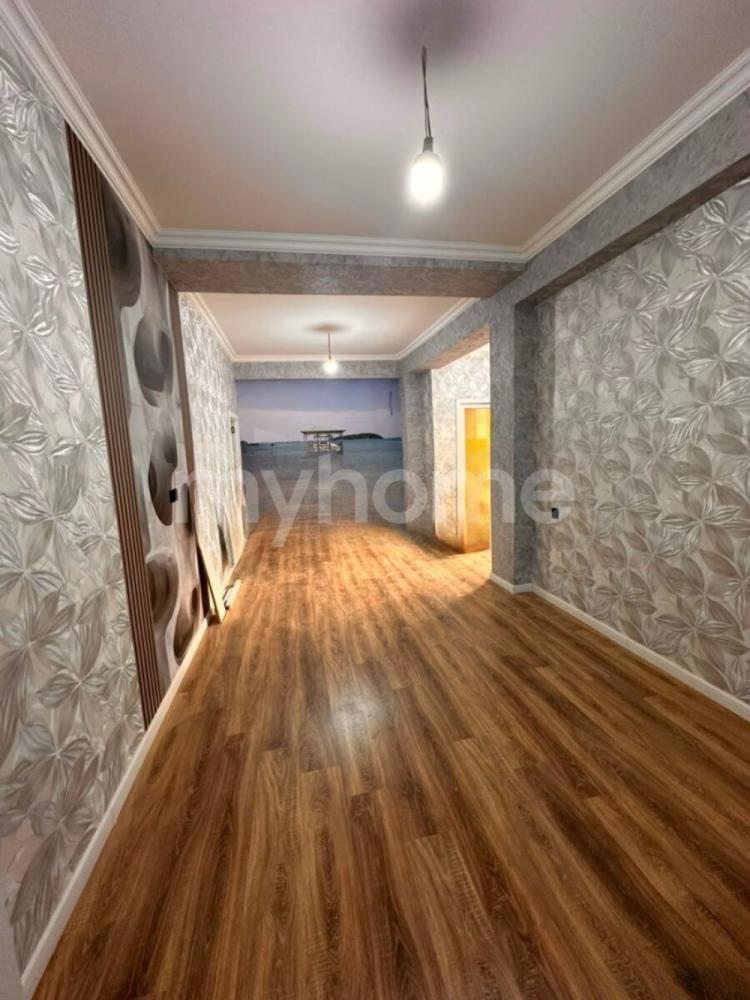 Məhəmmədli qəsəbəsi 74m² mənzil satılır