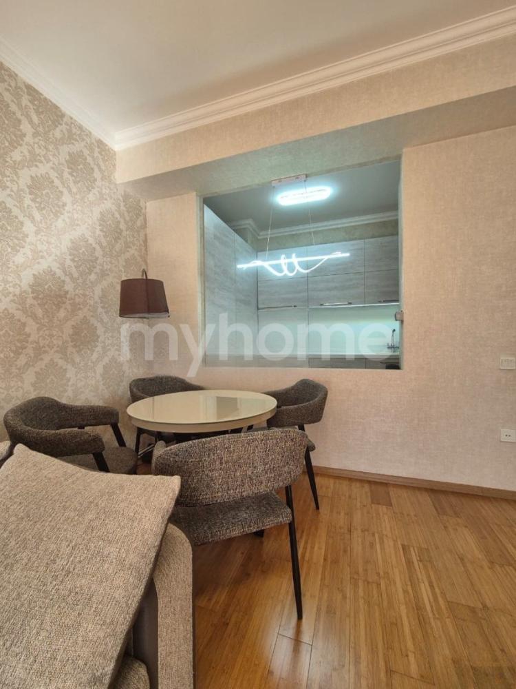 Bakı şəhəri 58m² mənzil satılır