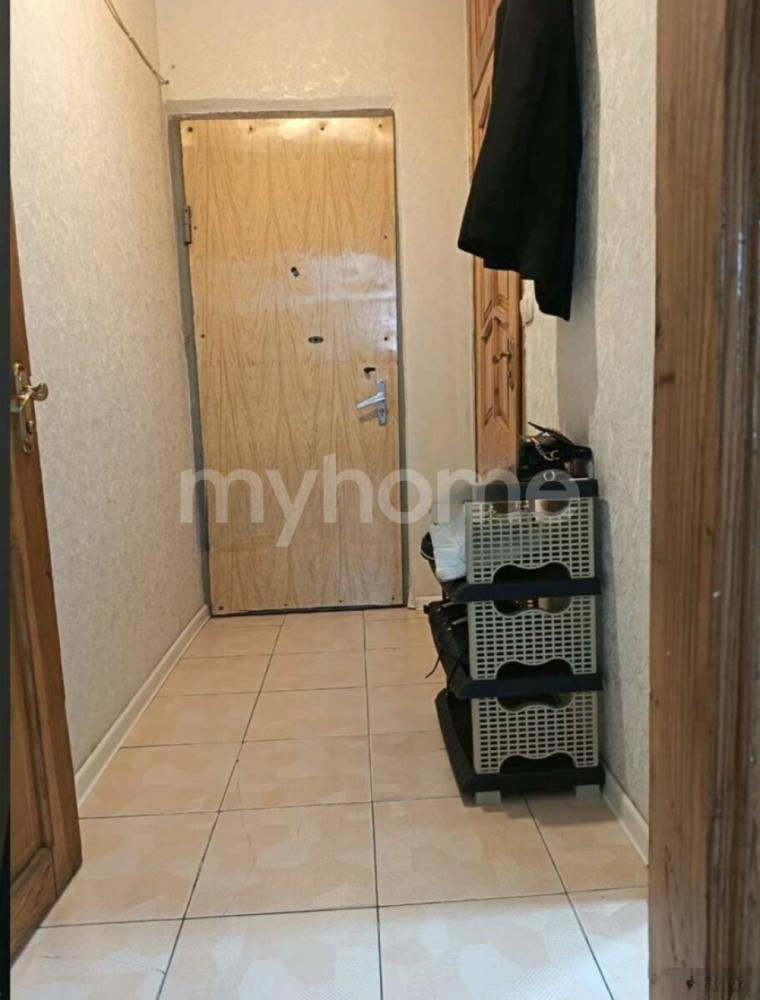Bakı şəhəri 45m² mənzil kirayə verilir