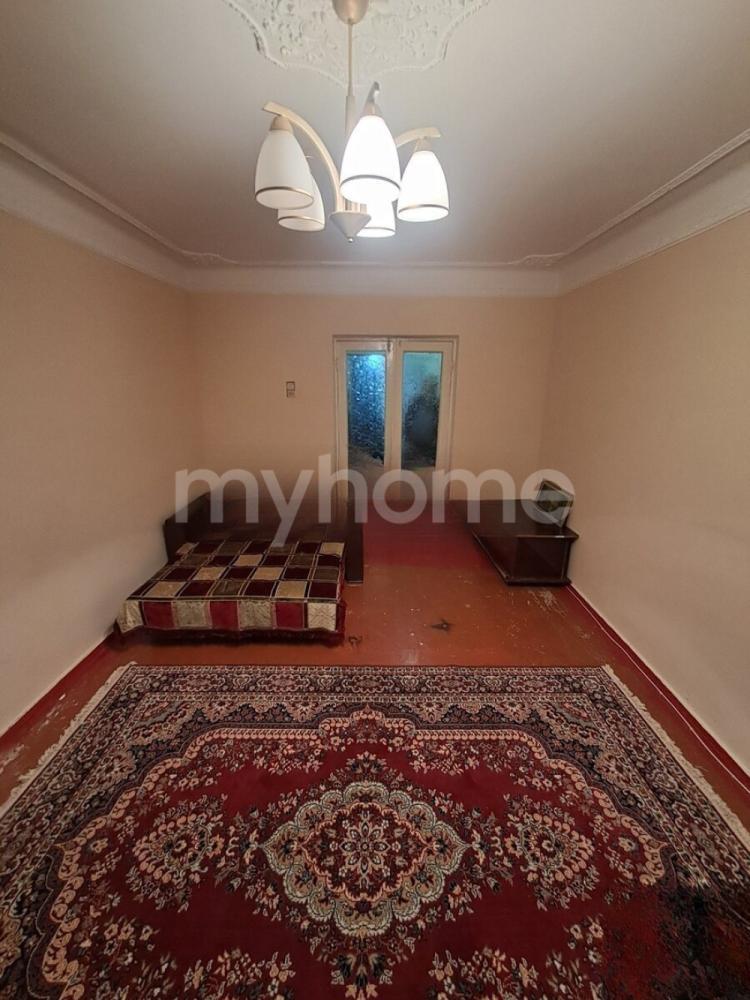 Bakı şəhəri 80m² mənzil satılır