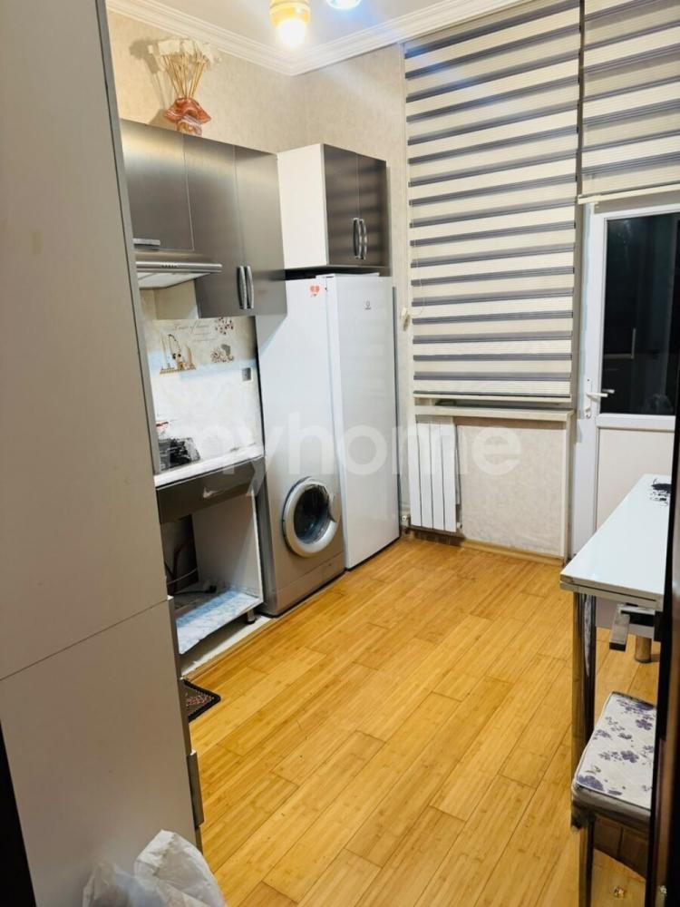 Sumqayıt şəhəri 75m² mənzil kirayə verilir