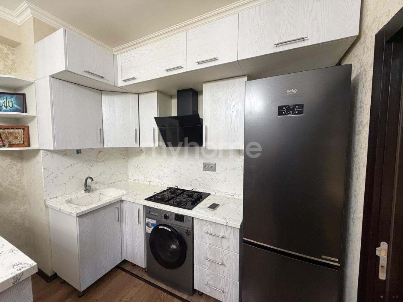 Sumqayıt şəhəri 42m² mənzil kirayə verilir