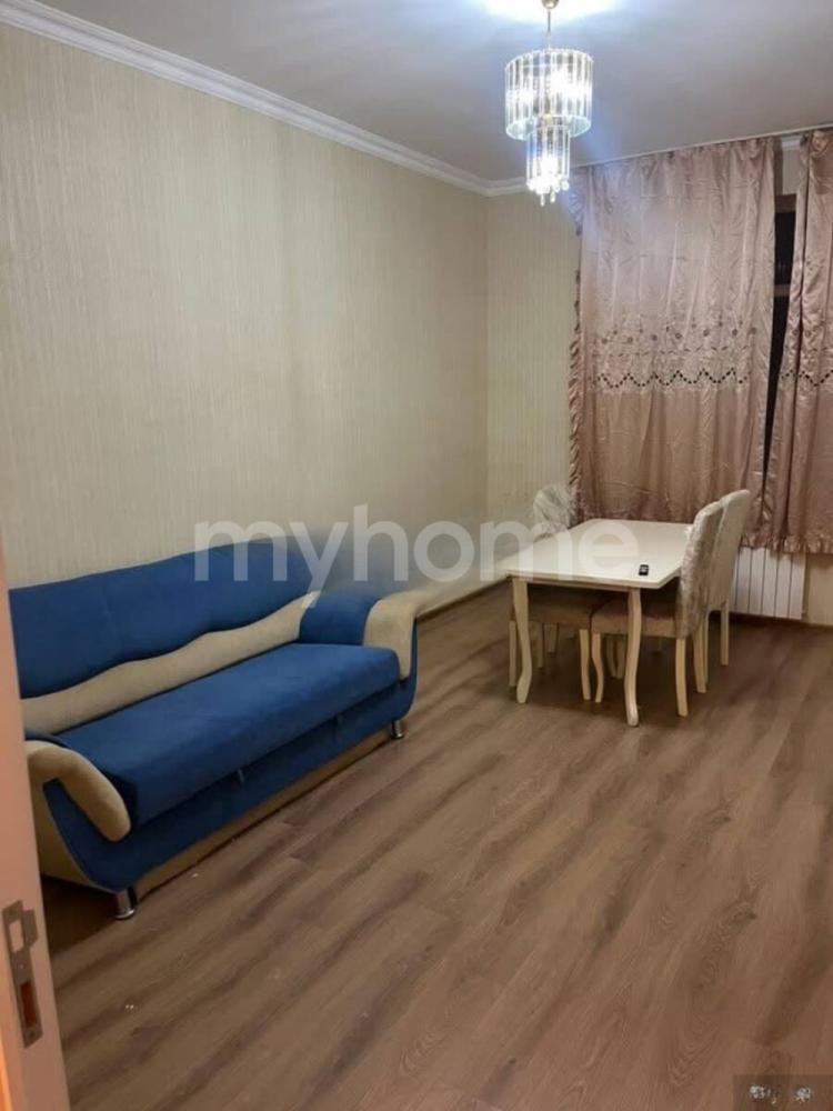 Sumqayıt şəhəri 70m² mənzil kirayə verilir