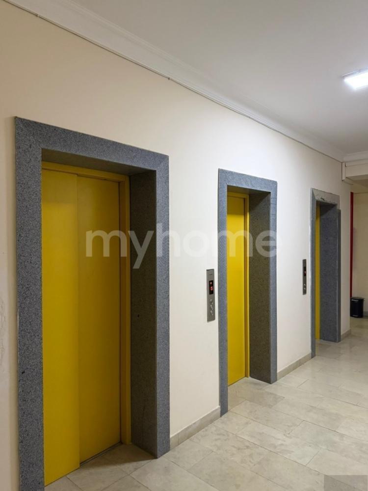 Bakı şəhəri ofis satılır