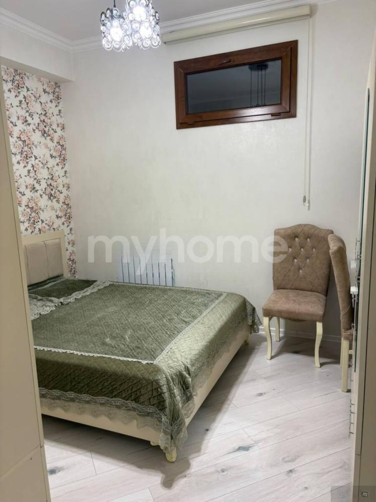Bakı şəhəri 64m² mənzil kirayə verilir