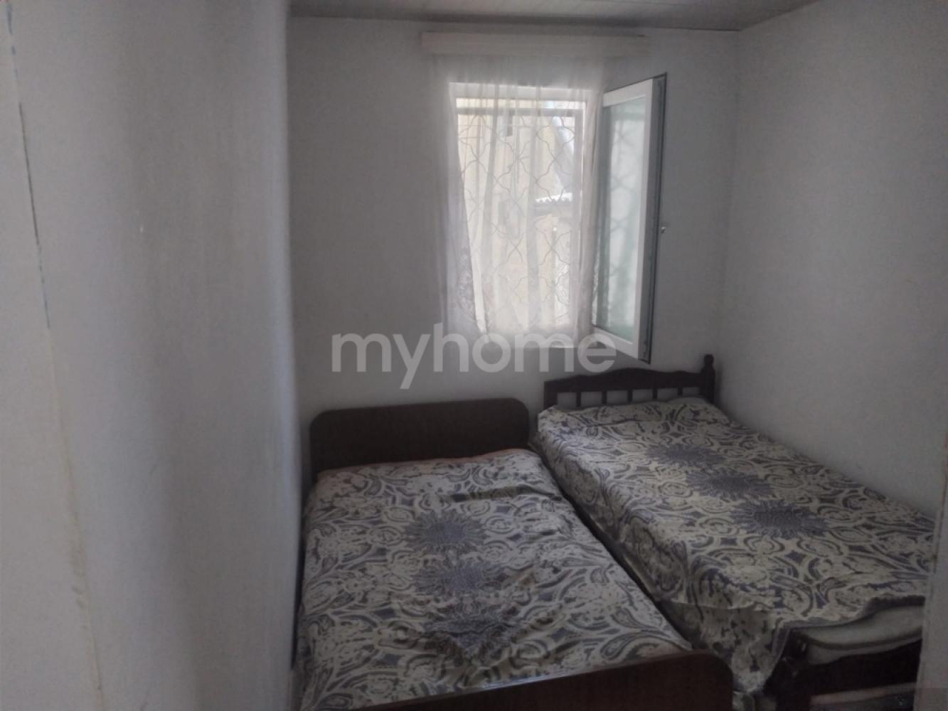 Bakı şəhəri 25m² mənzil kirayə verilir