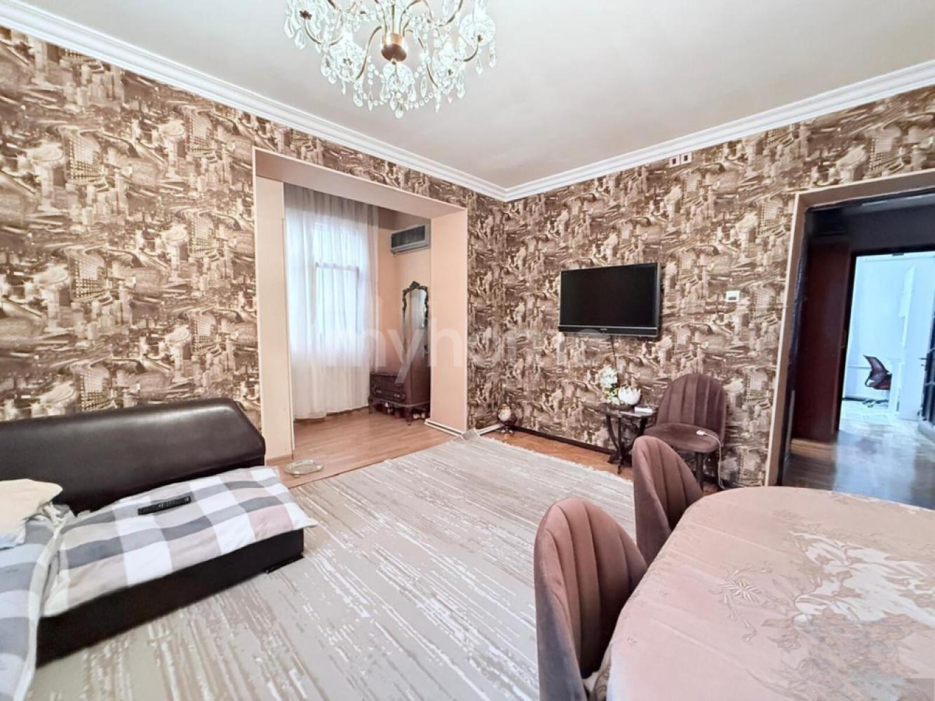 Bakı şəhəri 65m² mənzil satılır