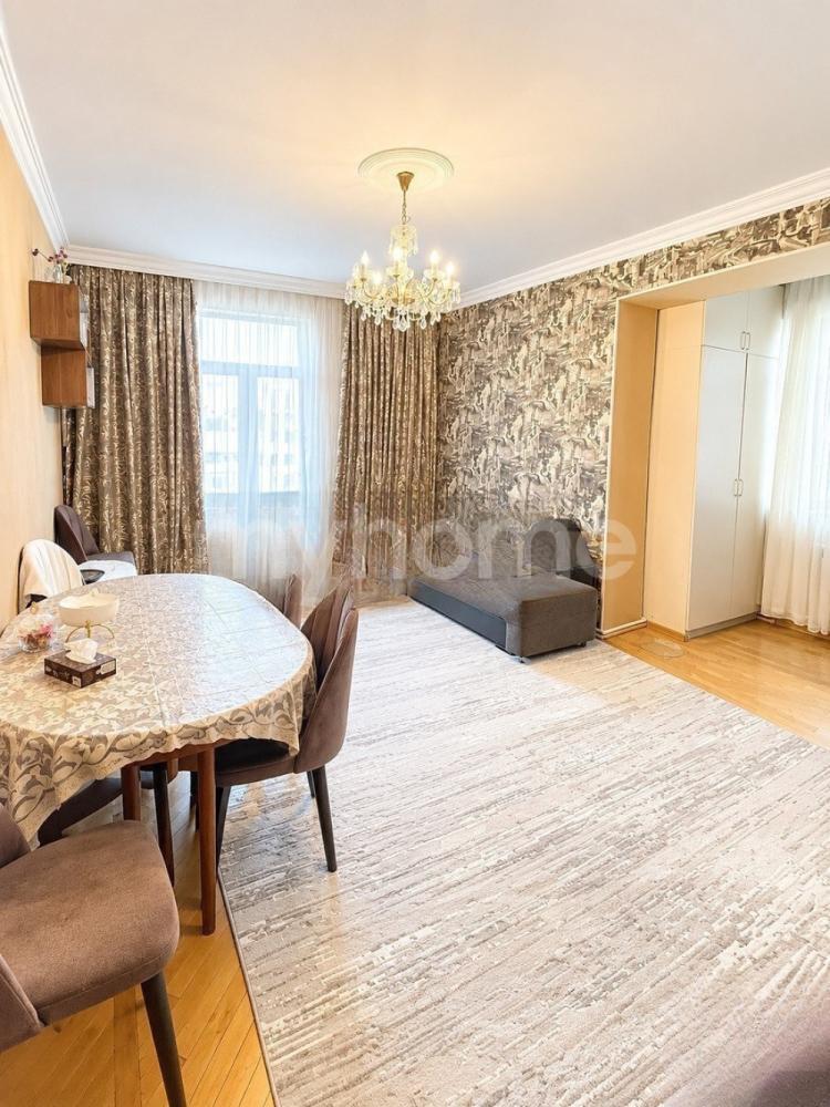 Bakı şəhəri 65m² mənzil satılır