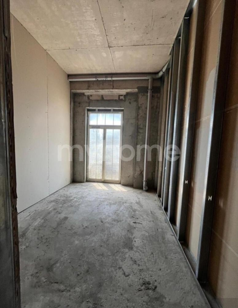 Bakı şəhəri 136m² mənzil satılır