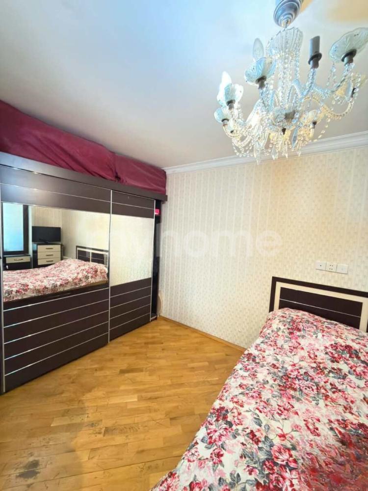 Bakı şəhəri 60m² mənzil kirayə verilir