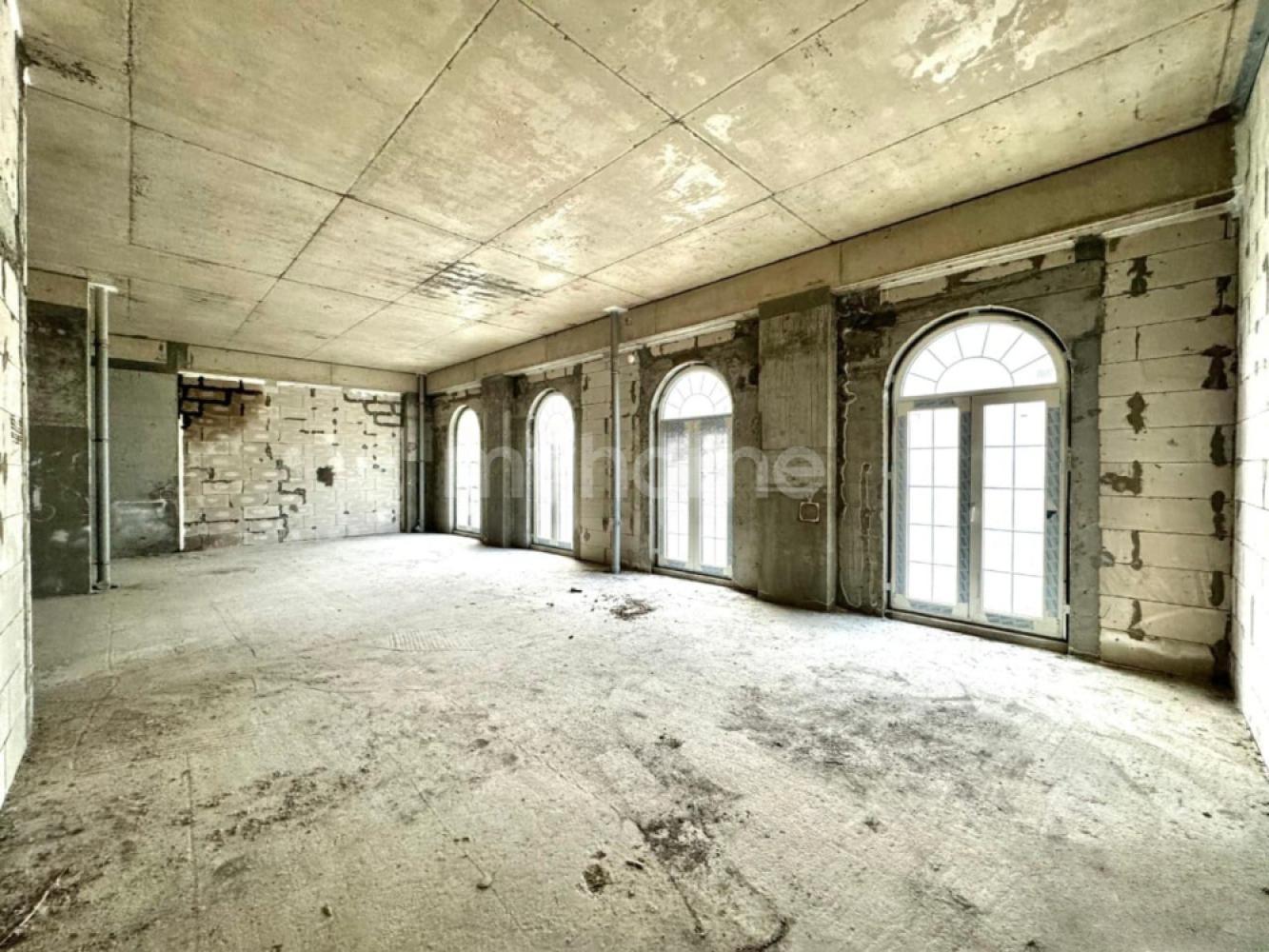 Ağ şəhər qəsəbəsi 104m² mənzil satılır