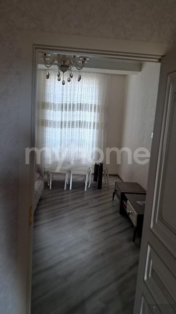 Masazır qəsəbəsi 65m² mənzil kirayə verilir