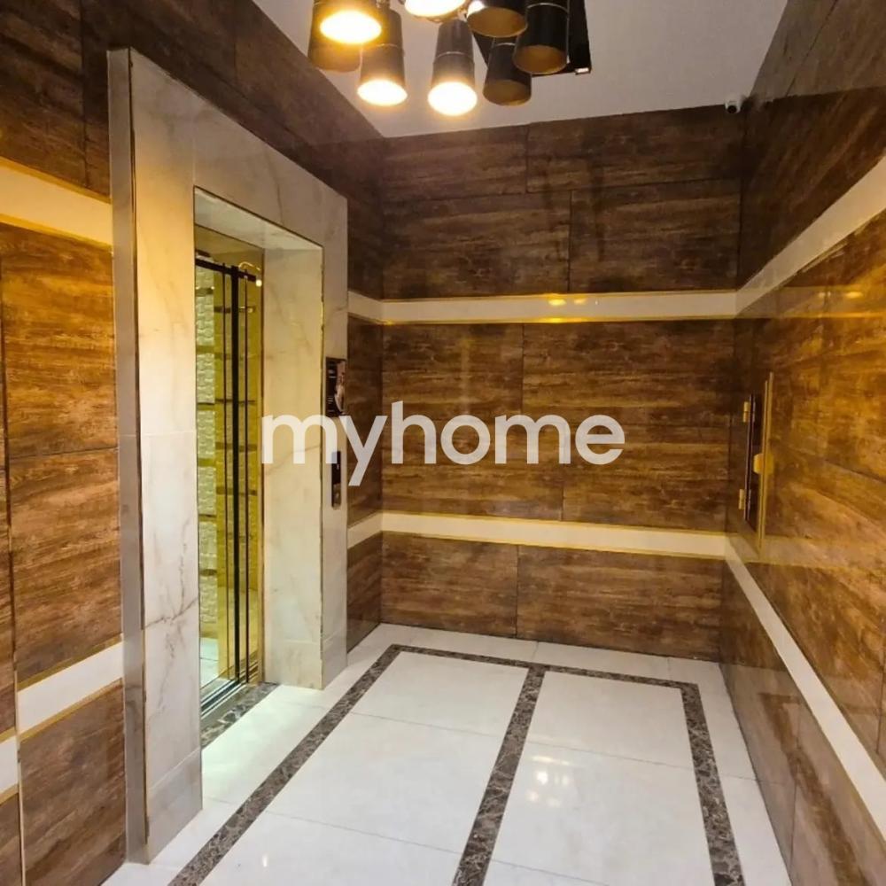 Şıxov qəsəbəsində 260m² mənzil satılır Şıxov qəsəbəsində 260m² mənzil satılır