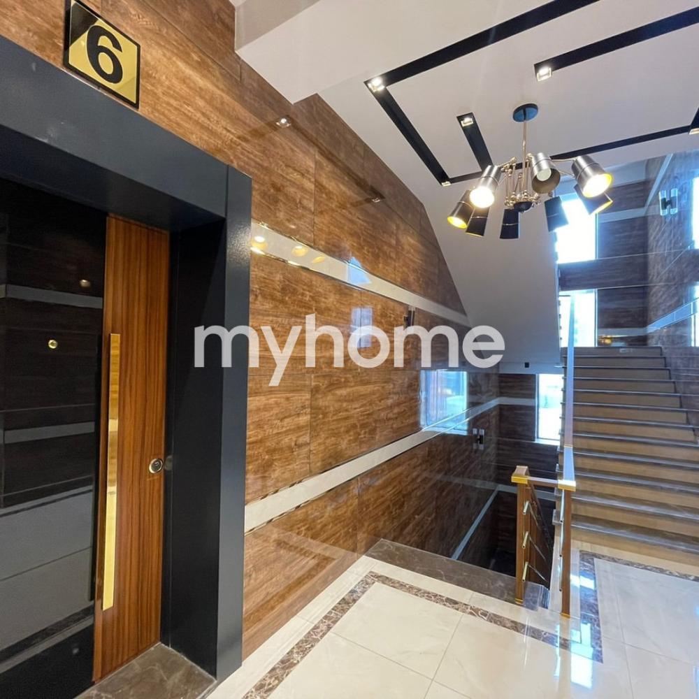 Şıxov qəsəbəsində 260m² mənzil satılır Şıxov qəsəbəsində 260m² mənzil satılır