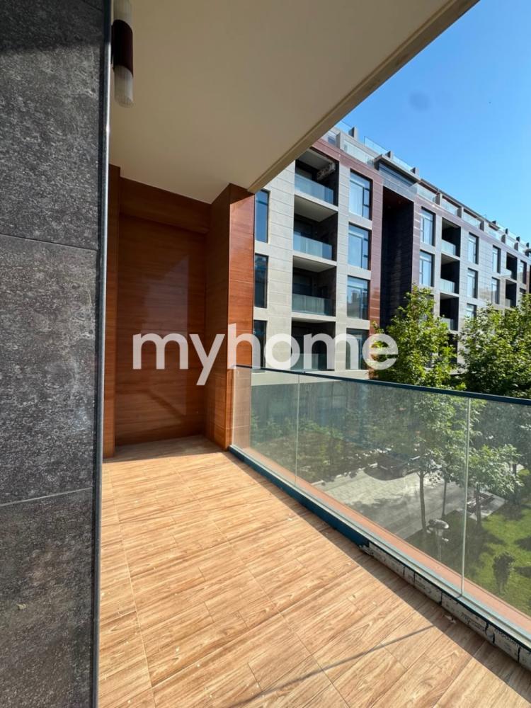 Şıxov qəsəbəsində 260m² mənzil satılır Şıxov qəsəbəsində 260m² mənzil satılır