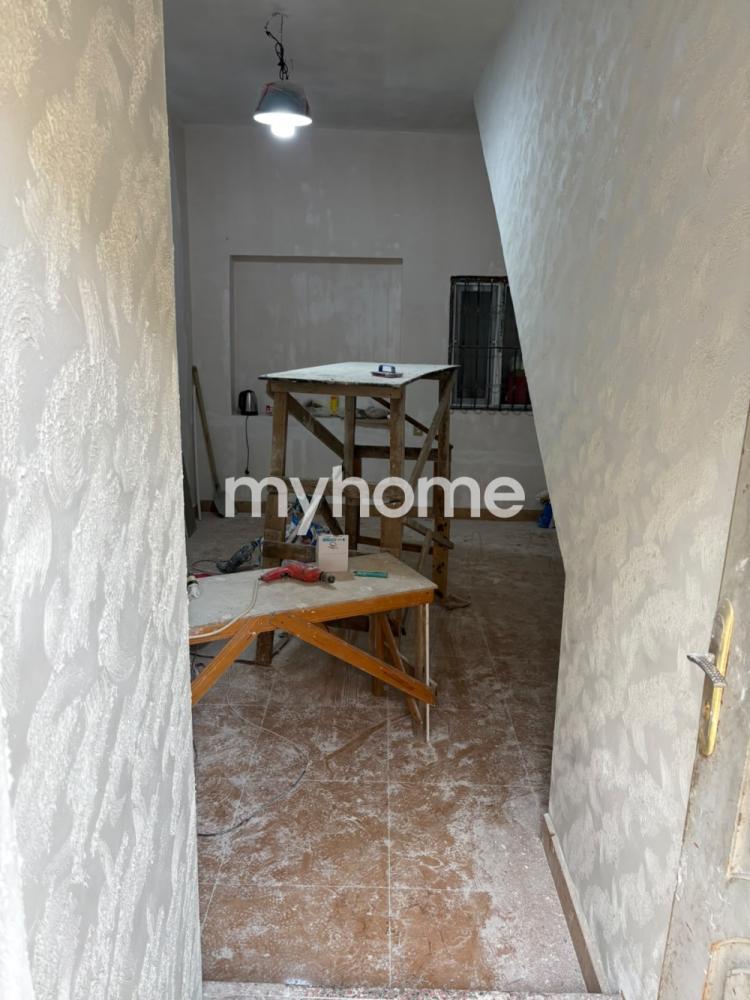 Badamdar qəsəbəsində 180m² obyekt satılır Badamdar qəsəbəsində 180m² obyekt satılır