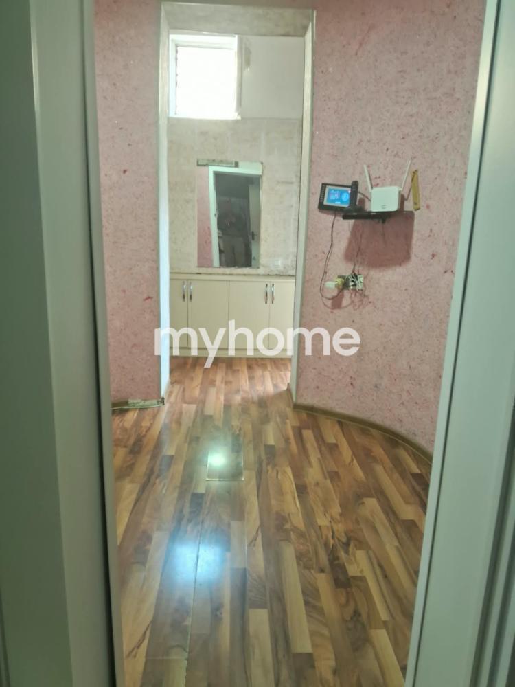 Bakıxanov qəsəbəsində 120m² həyət evi kirayə verilir Bakıxanov qəsəbəsində 120m² həyət evi kirayə verilir