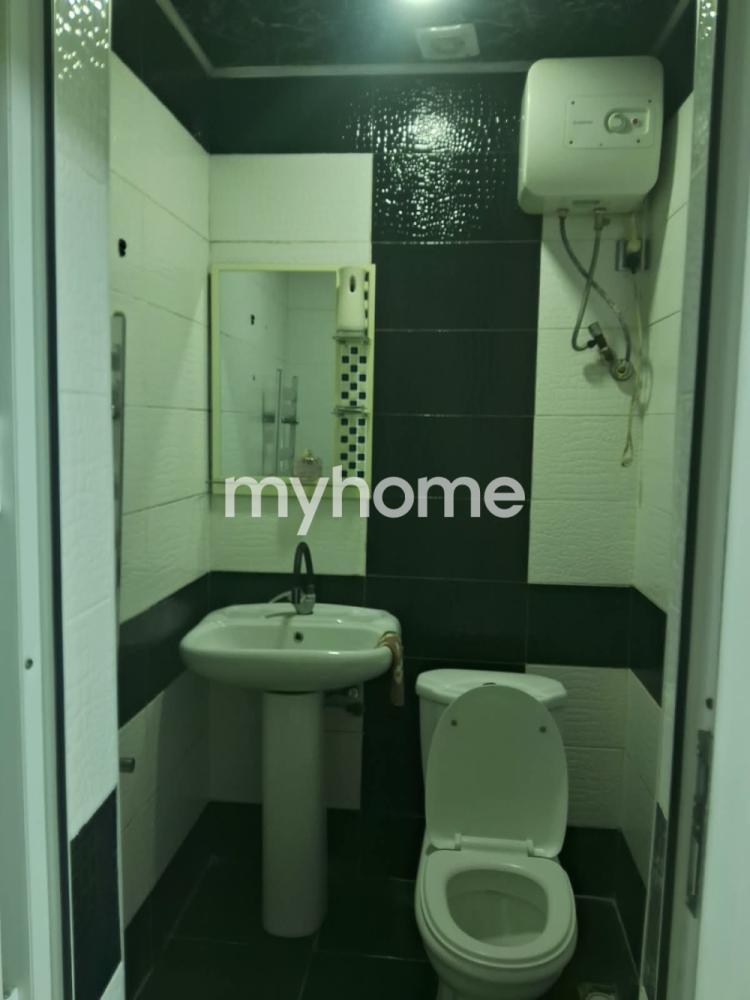Bakıxanov qəsəbəsində 120m² həyət evi kirayə verilir Bakıxanov qəsəbəsində 120m² həyət evi kirayə verilir