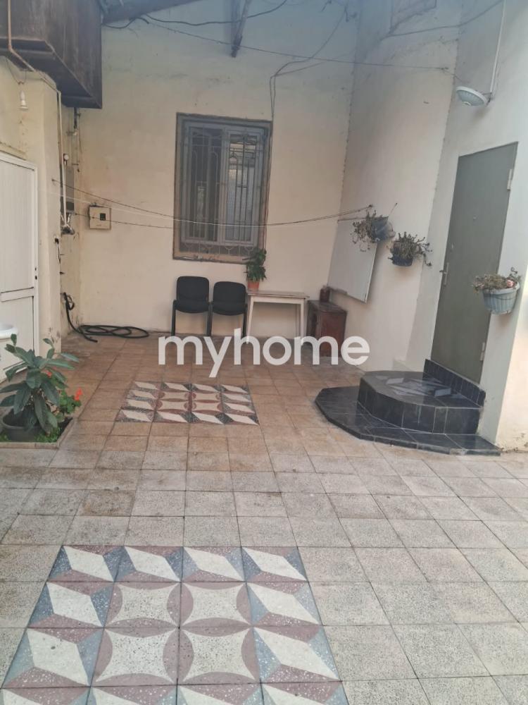Bakıxanov qəsəbəsində 120m² həyət evi kirayə verilir Bakıxanov qəsəbəsində 120m² həyət evi kirayə verilir