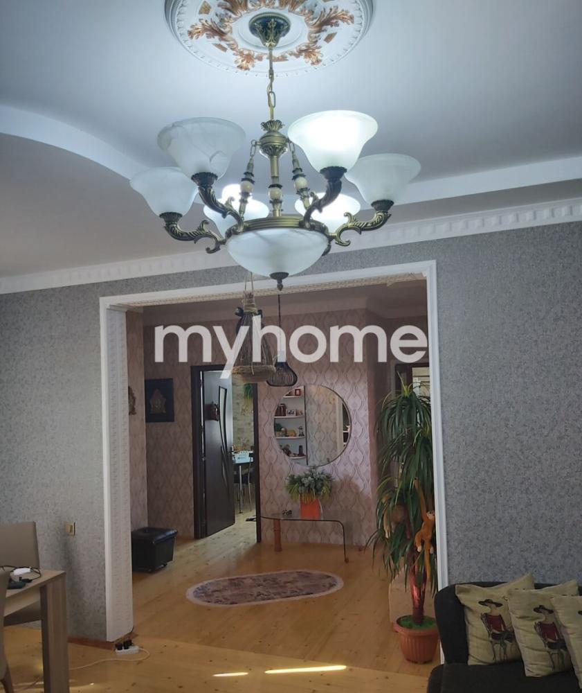 Binəqədi qəsəbəsində 160m² həyət evi satılır Binəqədi qəsəbəsində 160m² həyət evi satılır