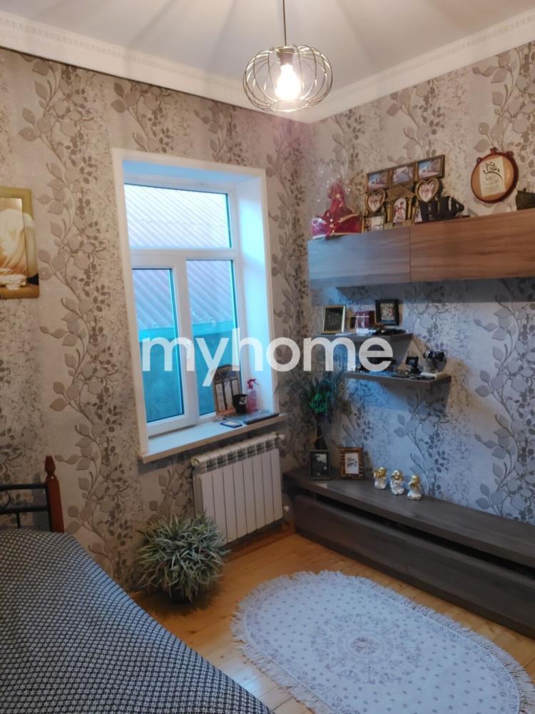 Binəqədi qəsəbəsində 160m² həyət evi satılır Binəqədi qəsəbəsində 160m² həyət evi satılır