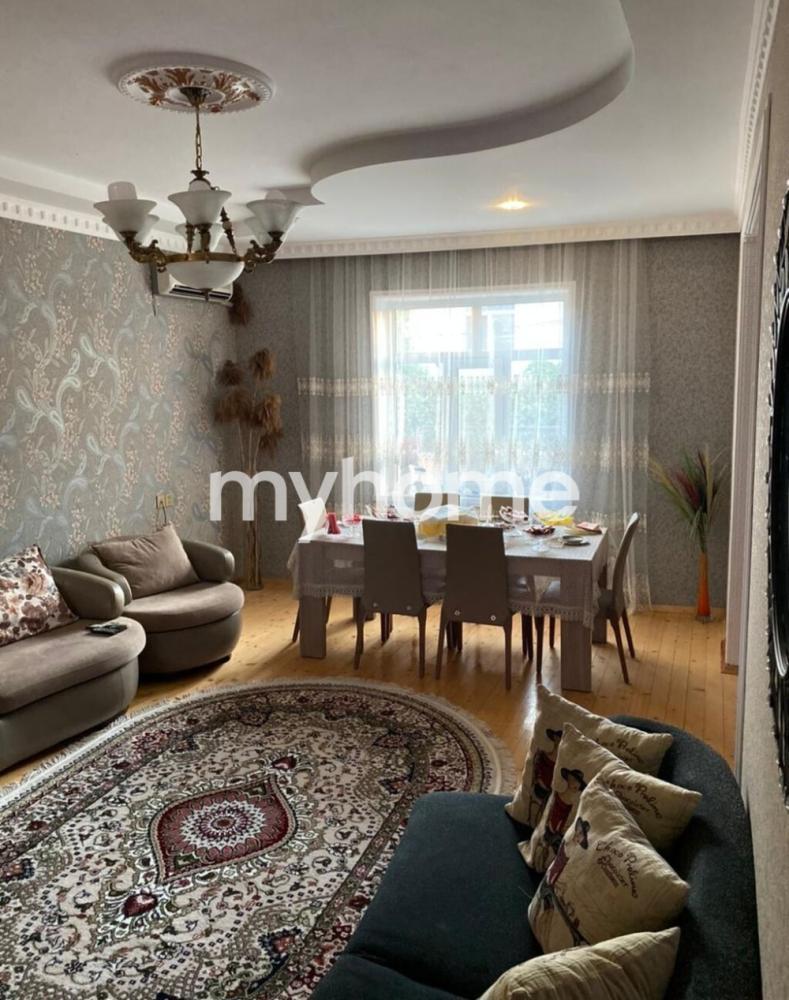Binəqədi qəsəbəsi 160m² həyət evi satılır