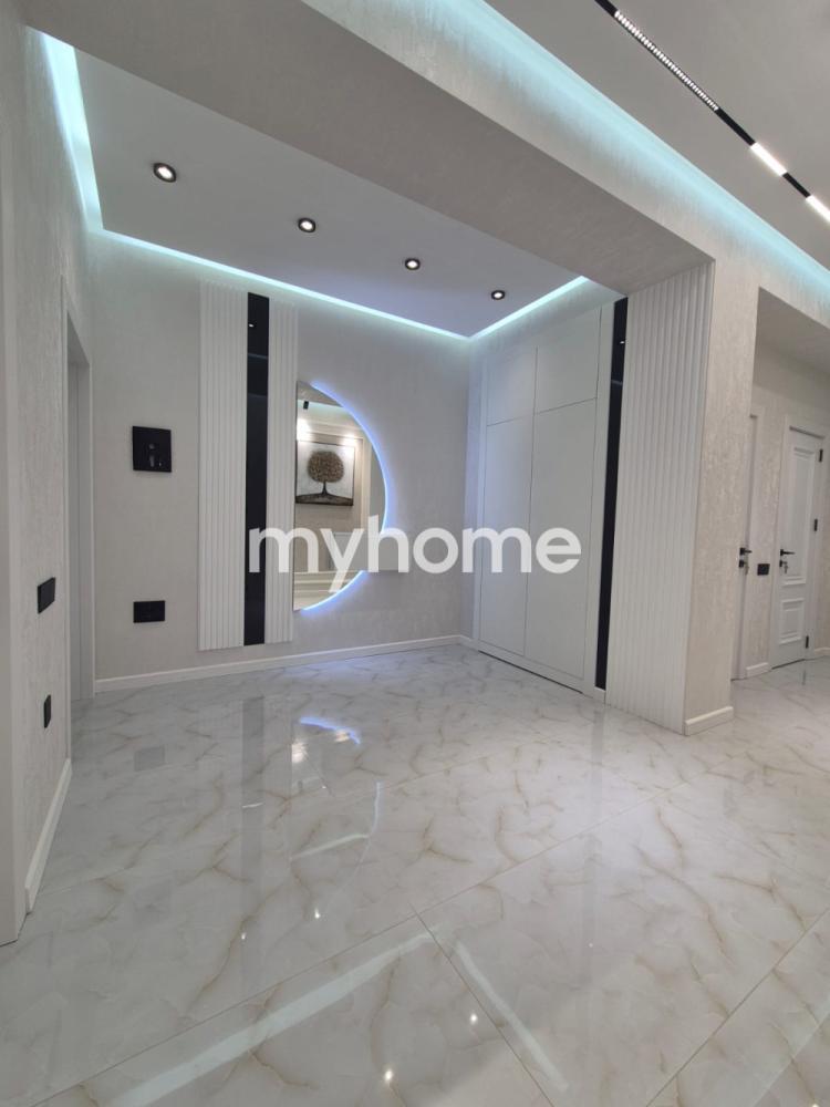 Yeni Yasamal qəsəbəsində 120m² mənzil satılır Yeni Yasamal qəsəbəsində 120m² mənzil satılır
