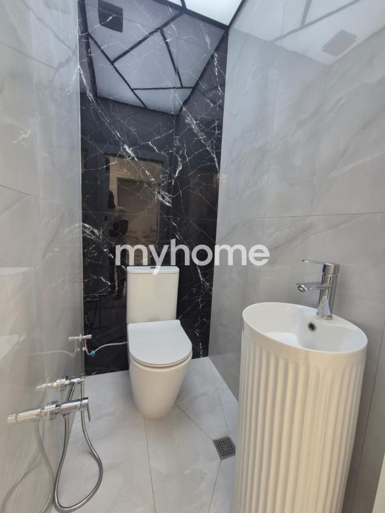 Yeni Yasamal qəsəbəsində 120m² mənzil satılır Yeni Yasamal qəsəbəsində 120m² mənzil satılır
