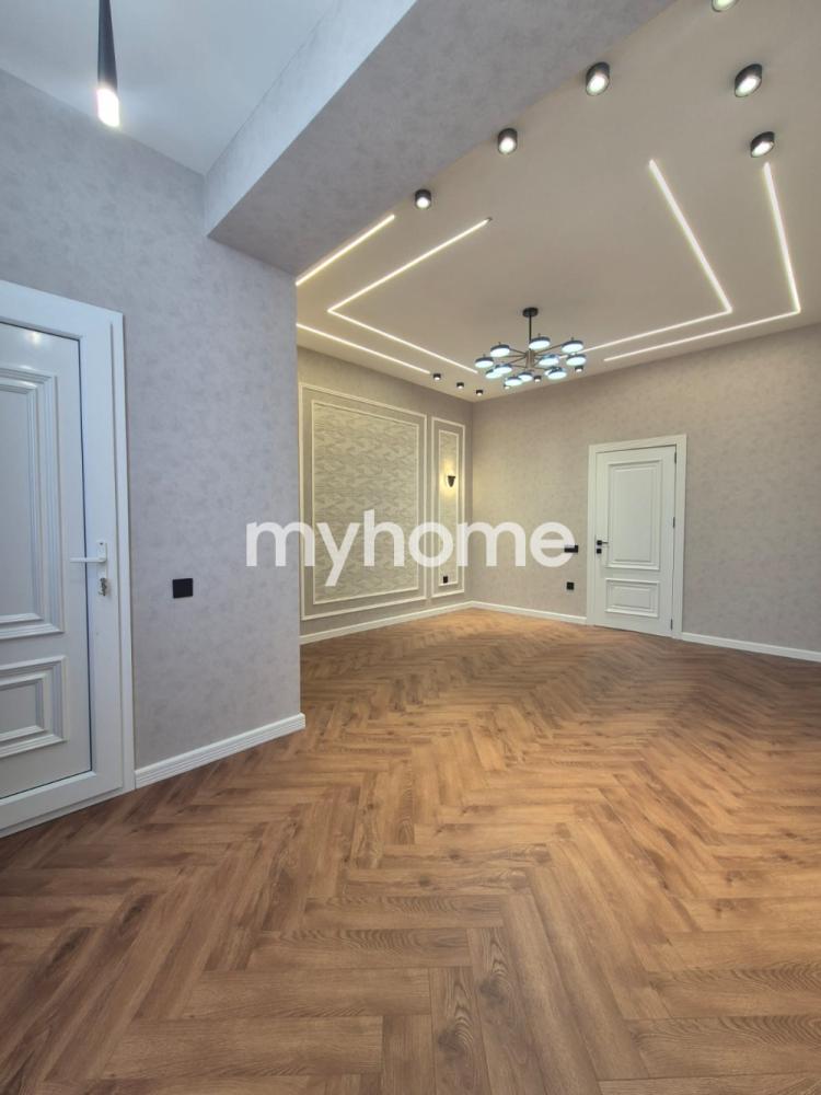 Yeni Yasamal qəsəbəsi 120m² mənzil satılır