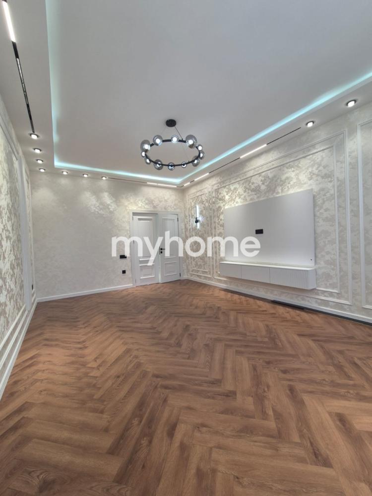 Yeni Yasamal qəsəbəsi 120m² mənzil satılır