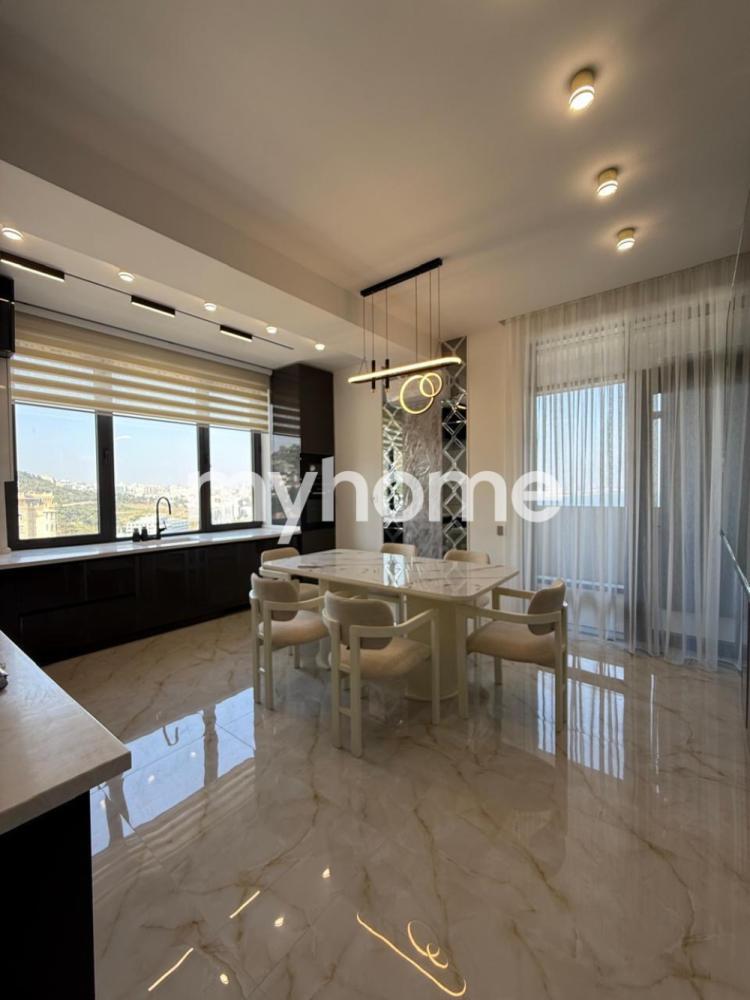 Bayıl qəsəbəsi 220m² mənzil satılır