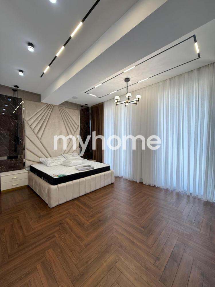 Bayıl qəsəbəsində 220m² mənzil satılır Bayıl qəsəbəsində 220m² mənzil satılır