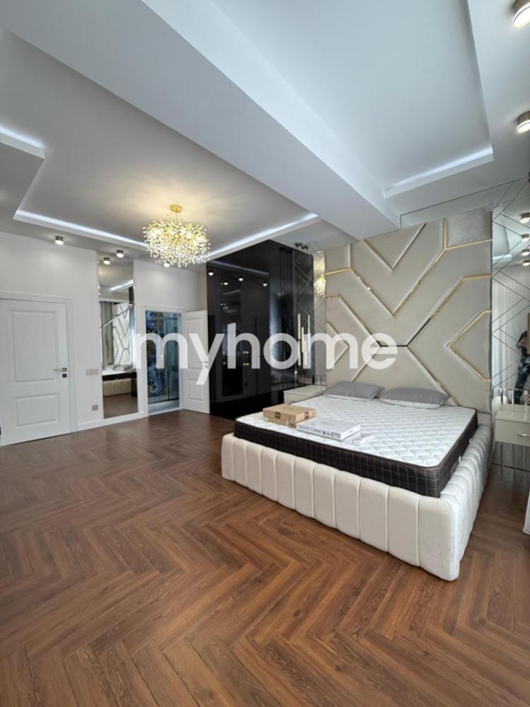 Bayıl qəsəbəsində 220m² mənzil satılır Bayıl qəsəbəsində 220m² mənzil satılır