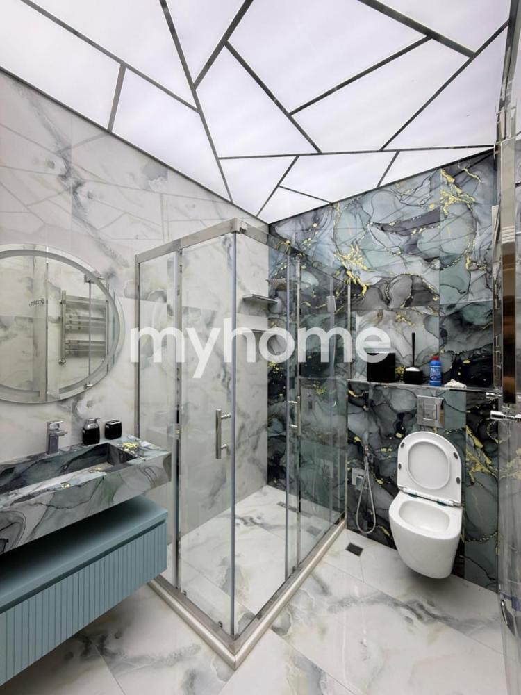 Bayıl qəsəbəsində 220m² mənzil satılır Bayıl qəsəbəsində 220m² mənzil satılır