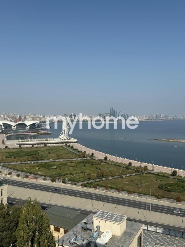 Bayıl qəsəbəsində 220m² mənzil satılır Bayıl qəsəbəsində 220m² mənzil satılır
