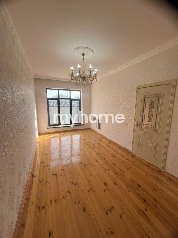 Buzovna qəsəbəsi 100m² həyət evi satılır