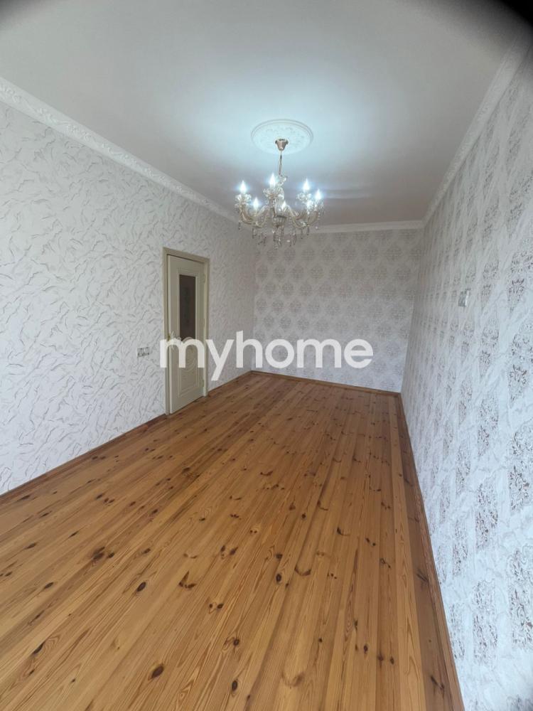 Buzovna qəsəbəsində 100m² həyət evi satılır Buzovna qəsəbəsində 100m² həyət evi satılır