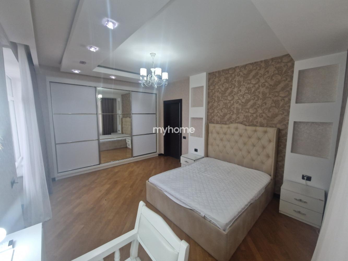 8-ci kilometr qəsəbəsində 120m² mənzil kirayə verilir 8-ci kilometr qəsəbəsində 120m² mənzil kirayə verilir